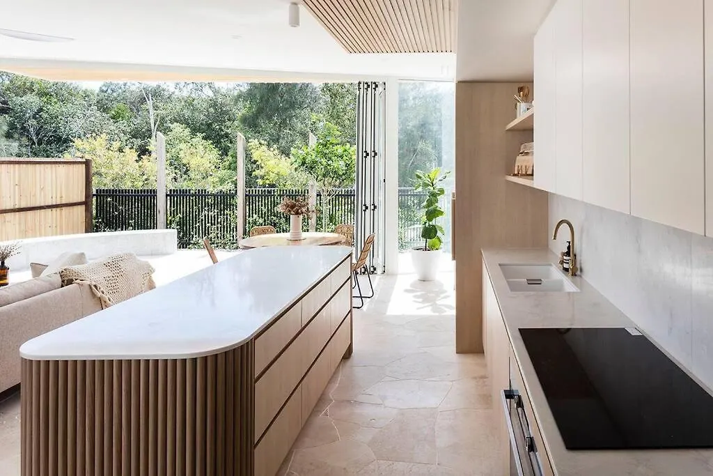 מרקולה Palm Oasis Beach Villa
